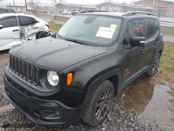 2016 Jeep Renegade Latitude with VIN ZACCJABT8GPC70198, listed as a IAAI auction lot 41536492 with 205,539 mi miles. Bid and sale history available at carsss.com. Image 17.