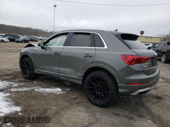 2022 Audi Q3 Premium with VIN WA1AUCF35N1040257, listed as a Copart auction lot 70907502 with 4,005 mi miles. Bid and sale history available at carsss.com. Image 2.