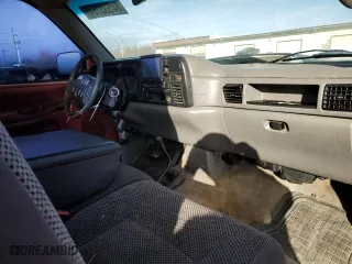 1996 Dodge Ram 1500 with VIN 1B7HF16Z4TS541509, listed as a Copart auction lot 84533164 with 178,601 mi miles and Salvage Title. Bid and sale history available at carsss.com. Image 8.