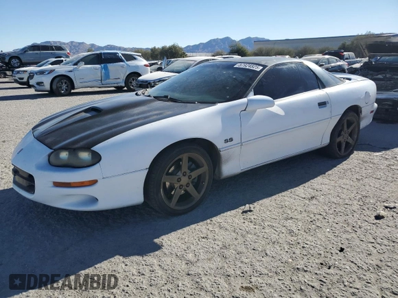2002 Chevrolet Camaro Z28 z VIN 2G1FP22G922146192, wystawiony jako Copart lot #87924525 z przebiegiem 151 770 mil mil oraz Szkoda całkowita • Salvage title. Historia ofert i sprzedaży dostępna na DreamBid. Obrazek 1.