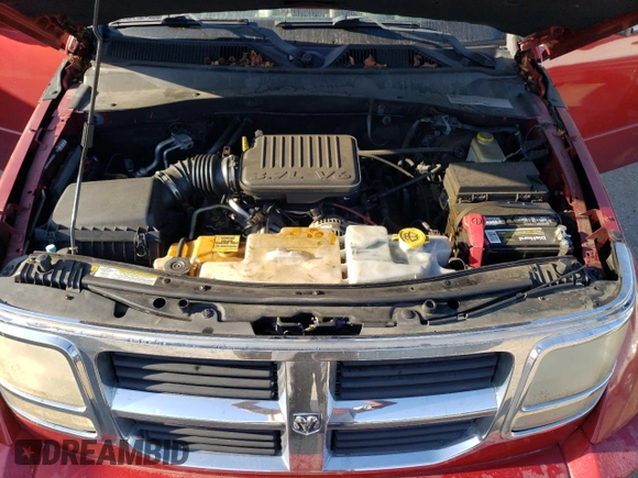 2007 Dodge Nitro SLT z VIN 1D8GU58KX7W569839, wystawiony jako Copart lot #53720705 z przebiegiem 175 746 mil mil oraz Czysty tytuł • Clean title. Historia ofert i sprzedaży dostępna na DreamBid. Obrazek 11.