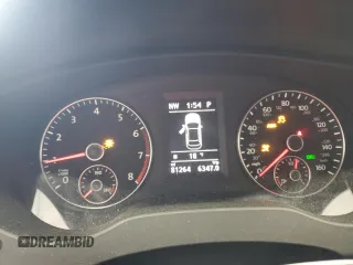 2014 Volkswagen Jetta GLI z VIN 3VW4T7AJ6EM398115, wystawiony jako Copart lot #89179925 z przebiegiem 81 264 mil mil oraz Szkoda całkowita • Salvage title. Historia ofert i sprzedaży dostępna na DreamBid. Obrazek 9.