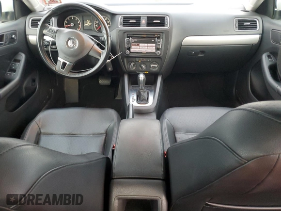 2013 Volkswagen Jetta Sedan SE with VIN 3VWDP7AJ3DM353670, listed as a Copart auction lot 81946434 with 175,983 mi miles and Salvage Title. Bid and sale history available at carsss.com. Image 8.