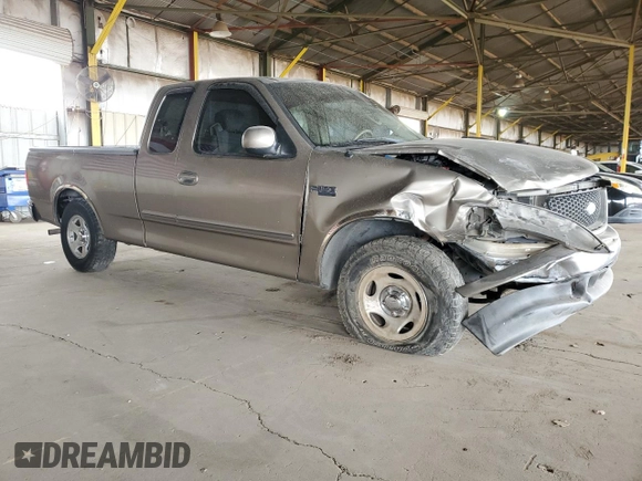 2003 Ford F-150 XL z VIN 1FTRX17233NB60705, wystawiony jako Copart lot #47481745 z przebiegiem 306 645 mil mil oraz Szkoda całkowita • Salvage title. Historia ofert i sprzedaży dostępna na DreamBid. Obrazek 4.