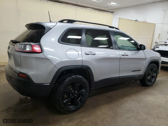 2019 Jeep Cherokee Latitude Plus with VIN 1C4PJMLX5KD328313, listed as a Copart auction lot 43508745 with 78,697 mi miles and Salvage Title. Bid and sale history available at carsss.com. Image 3.