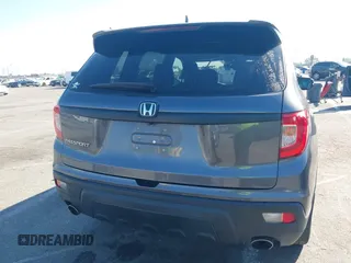 2019 Honda Passport EX-L with VIN 5FNYF7H58KB006501, listed as a IAAI auction lot 41752416 with 60,820 mi miles and . Bid and sale history available at carsss.com. Image 16.