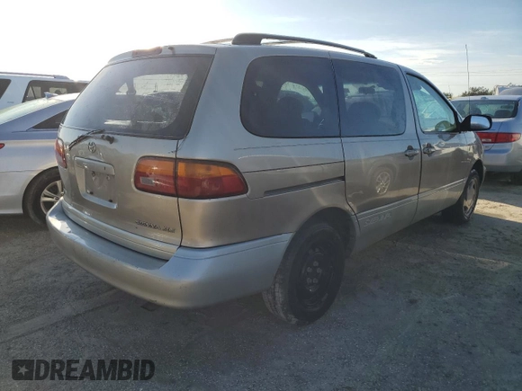 2000 Toyota Sienna LE with VIN 4T3ZF13C8YU177856, listed as a Copart auction lot 74171654 with 293,172 mi miles and Non Repairable. Bid and sale history available at carsss.com. Image 3.