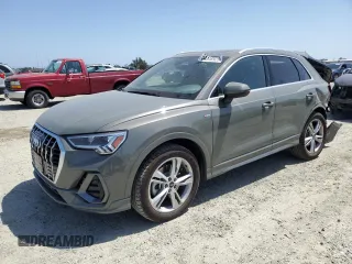 2024 Audi Q3 S line Premium Plus z VIN WA1EECF31R1020172, wystawiony jako Copart lot #54448925 z przebiegiem 11 152 mil mil oraz Szkoda całkowita • Salvage title. Historia ofert i sprzedaży dostępna na DreamBid. Obrazek 1.