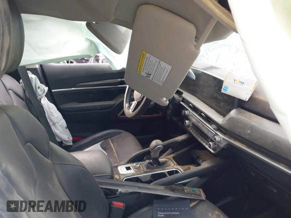 2024 Kia Telluride LX z VIN 5XYP2DGC8RG423352, wystawiony jako IAAI lot #41194764 z przebiegiem Nie podano mil oraz . Historia ofert i sprzedaży dostępna na DreamBid. Obrazek 5.
