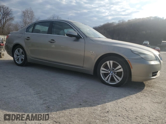 2010 BMW 5 Series 528i xDrive with VIN WBANV1C54AC389081, listed as a Copart auction lot 48349415 with 158,689 mi miles and Salvage Title. Bid and sale history available at carsss.com. Image 4.