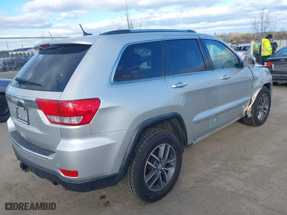 2011 Jeep Grand Cherokee Limited with VIN 1J4RR5GT8BC527676, listed as a IAAI auction lot 41683807 with 101,324 mi miles. Bid and sale history available at carsss.com. Image 4.