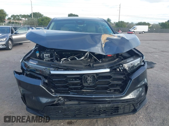2024 Honda CR-V EX-L with VIN 2HKRS3H72RH313619, listed as a IAAI auction lot 41194810 with 17,042 mi miles and . Bid and sale history available at DreamBid. Image 6.