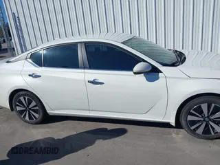 2022 Nissan Altima SV with VIN 1N4BL4DV9NN323850, listed as a IAAI auction lot 41730169 with 88,922 mi miles and . Bid and sale history available at carsss.com. Image 14.