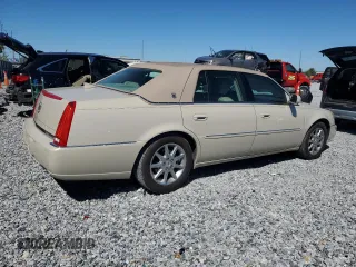 2011 Cadillac DTS Luxury Collection z VIN 1G6KD5E67BU127088, wystawiony jako Copart lot #49384405 z przebiegiem 90 425 mil mil oraz Szkoda całkowita • Salvage title. Historia ofert i sprzedaży dostępna na DreamBid. Obrazek 3.