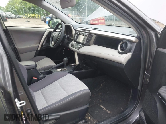2013 Toyota RAV4 XLE with VIN JTMRFREV7D5020575, listed as a IAAI auction lot 42303486 with 189,032 mi miles and . Bid and sale history available at DreamBid. Image 5.