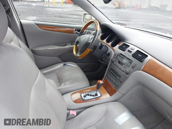 2005 Lexus ES 350 z VIN JTHBA30GX55130137, wystawiony jako IAAI lot #42461283 z przebiegiem 241 732 mil mil oraz . Historia ofert i sprzedaży dostępna na DreamBid. Obrazek 5.