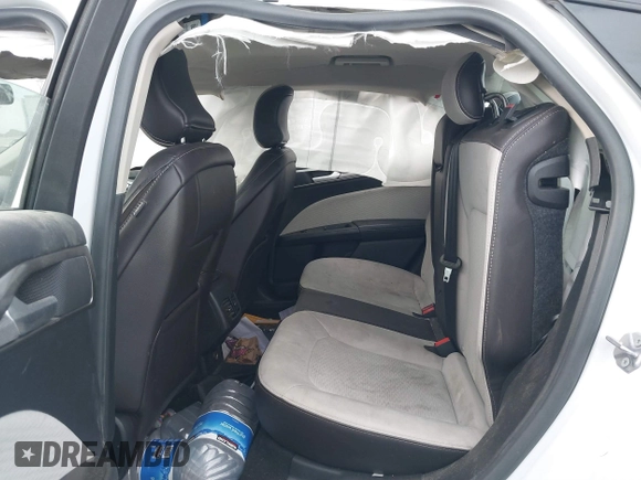 2019 Ford Fusion SE with VIN 3FA6P0HD7KR200699, listed as a IAAI auction lot 41686546 with 89,715 mi miles. Bid and sale history available at carsss.com. Image 8.