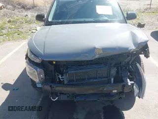 2022 Hyundai Venue SEL with VIN KMHRC8A34NU193027, listed as a IAAI auction lot 42003432 with 16,393 mi miles and . Bid and sale history available at DreamBid. Image 13.