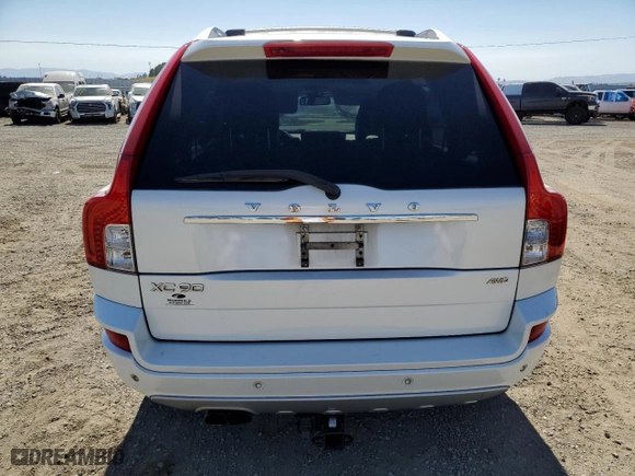 2014 Volvo XC90 R-Design with VIN YV4952CT0E1690986, listed as a Copart auction lot 61882904 with 244,573 mi miles and Clean Title. Bid and sale history available at carsss.com. Image 6.