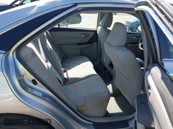 2017 Toyota Camry XLE z VIN 4T1BF1FK0HU391480, wystawiony jako IAAI lot #41775274 z przebiegiem 138 304 mil mil oraz . Historia ofert i sprzedaży dostępna na DreamBid. Obrazek 8.