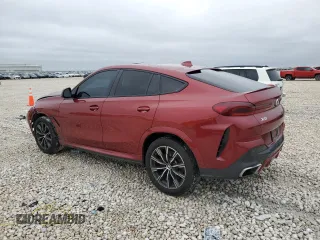 2021 BMW X6 sDrive40i z VIN 5UXCY4C01M9G08122, wystawiony jako Copart lot #44947865 z przebiegiem 90 011 mil mil oraz Szkody całkowita. Historia ofert i sprzedaży dostępna na DreamBid. Obrazek 2.
