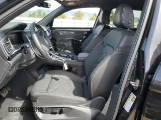 2025 Volkswagen Atlas SE with VIN 1V2WE2CAXSC201609, listed as a Copart auction lot 50096175 with 9,408 mi miles and Clean title. Bid and sale history available at DreamBid. Image 7.