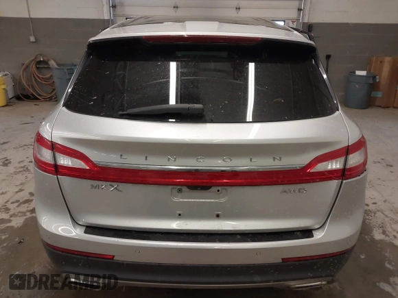2017 Lincoln MKX Select with VIN 2LMPJ8KR5HBL30586, listed as a IAAI auction lot 41749741 with 64,172 mi miles. Bid and sale history available at carsss.com. Image 16.