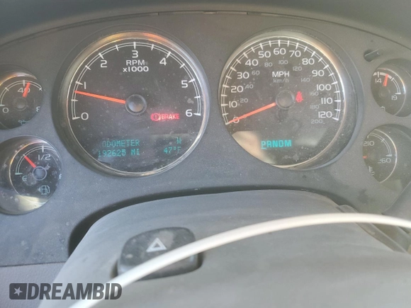 2014 GMC Yukon XL SLT with VIN 1GKS1KE07ER235724, listed as a Copart auction lot 84647084 with 192,625 mi miles and Salvage Title. Bid and sale history available at carsss.com. Image 9.