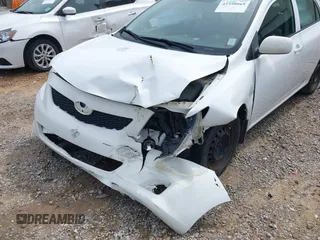2010 Toyota Corolla z VIN JTDBU4EE7A9109478, wystawiony jako IAAI lot #42358869 z przebiegiem 106 095 mil mil oraz . Historia ofert i sprzedaży dostępna na DreamBid. Obrazek 6.