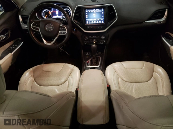 2017 Jeep Cherokee Overland с VIN 1C4PJMJS9HW620583, выставлен на аукционе Copart как лот 48708135 с пробегом 93 984 миль миль и Списание • Salvage title. История ставок и продаж доступна на DreamBid. Изображение 8.