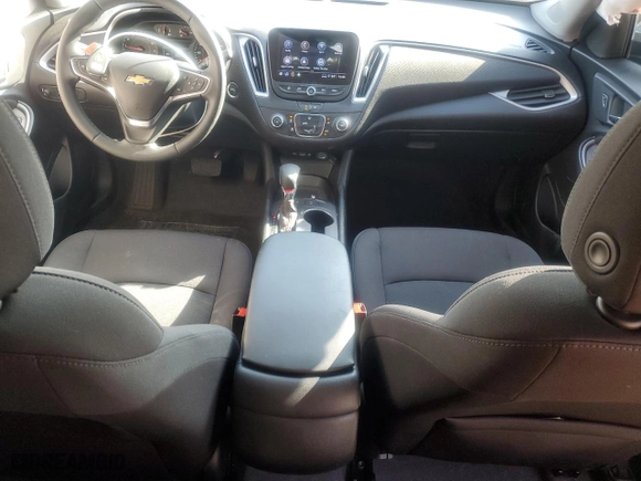 2024 Chevrolet Malibu RS with VIN 1G1ZG5ST5RF196818, listed as a Copart auction lot 43621925 with 10,954 mi miles and Salvage Title. Bid and sale history available at carsss.com. Image 8.