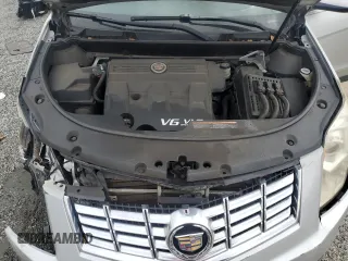 2013 Cadillac SRX Luxury Collection with VIN 3GYFNCE30DS622753, listed as a Copart auction lot 47743925 with 233,449 mi miles and Salvage Title. Bid and sale history available at carsss.com. Image 12.