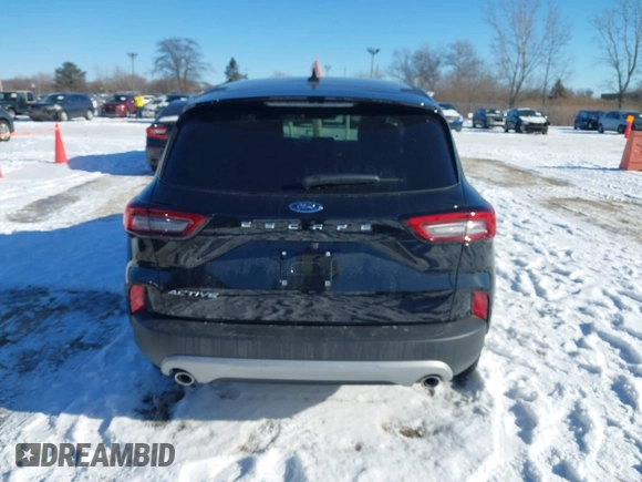2025 Ford Escape Active with VIN 1FMCU0GN5SUA35224, listed as a IAAI auction lot 41320191 with 563 mi miles. Bid and sale history available at carsss.com. Image 17.