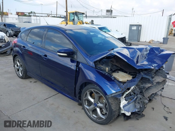 2017 Ford Focus ST with VIN 1FADP3L91HL343926, listed as a IAAI auction lot 41558099 with 62,670 mi miles and . Bid and sale history available at carsss.com. Image 1.
