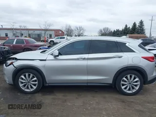 2019 Infiniti QX50 LUXE with VIN 3PCAJ5M17KF122263, listed as a IAAI auction lot 41277687 with 58,338 mi miles. Bid and sale history available at carsss.com. Image 14.