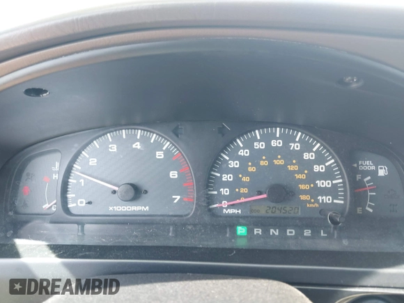 2000 Toyota 4Runner SR5 with VIN JT3GN86R4Y0141531, listed as a IAAI auction lot 42068335 with 204,520 mi miles and . Bid and sale history available at DreamBid. Image 7.