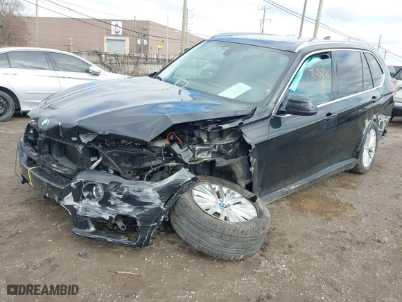 2016 BMW X5 xDrive35i with VIN 5UXKR0C5XG0P30741, listed as a IAAI auction lot 41724236 with 62,964 mi miles. Bid and sale history available at carsss.com. Image 2.