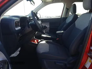 2024 Ford Maverick XLT z VIN 3FTTW8H33RRA76236, wystawiony jako Copart lot #55961965 z przebiegiem 10 808 mil mil oraz Szkoda całkowita • Salvage title. Historia ofert i sprzedaży dostępna na DreamBid. Obrazek 7.