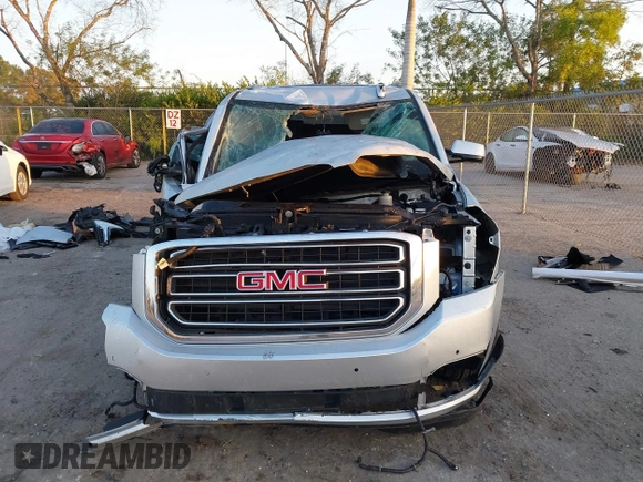 2020 GMC Yukon XL SLT z VIN 1GKS1GKC6LR238395, wystawiony jako IAAI lot #41522887 z przebiegiem Nie podano mil oraz . Historia ofert i sprzedaży dostępna na DreamBid. Obrazek 12.