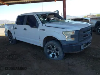 2015 Ford F-150 XLT with VIN 1FTEW1C81FKE76735, listed as a IAAI auction lot 41826968 with 160,530 mi miles and . Bid and sale history available at carsss.com. Image 1.