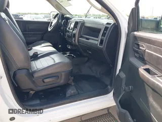 2015 Ram 2500 z VIN 3C7WR5AJ9FG551832, wystawiony jako IAAI lot #41925860 z przebiegiem 170 478 mil mil oraz . Historia ofert i sprzedaży dostępna na DreamBid. Obrazek 5.