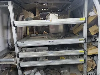 2017 Chevrolet Express Cargo with VIN 1GCWGAFF4H1344461, listed as a IAAI auction lot 42581209 with 191,765 mi miles and . Bid and sale history available at DreamBid. Image 28.