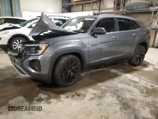 2024 Volkswagen Atlas SE z VIN 1V2KE2CA1RC200714, wystawiony jako Copart lot #43187725 z przebiegiem Nie podano mil oraz Szkoda całkowita • Salvage title. Historia ofert i sprzedaży dostępna na DreamBid. Obrazek 1.