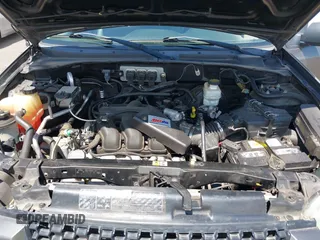 2005 Ford Escape Limited с VIN 1FMCU94115KD86427, выставлен на аукционе IAAI как лот 42322957 с пробегом 153 941 миль миль и . История ставок и продаж доступна на DreamBid. Изображение 10.