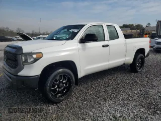 2018 Toyota Tundra 2WD SR with VIN 5TFRM5F19JX132370, listed as a Copart auction lot 50975715 with 334,469 mi miles and Salvage Title. Bid and sale history available at carsss.com. Image 1.