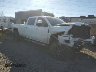 2019 GMC Sierra 3500HD Denali z VIN 1GT42WEY4KF241556, wystawiony jako Copart lot #42368875 z przebiegiem Nie podano mil oraz Szkody całkowita. Historia ofert i sprzedaży dostępna na DreamBid. Obrazek 4.