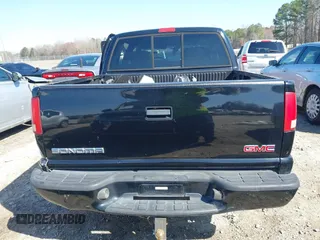 2004 GMC Sonoma SLS with VIN 1GTDT13X74K107743, listed as a IAAI auction lot 41767517 with 254,323 mi miles. Bid and sale history available at carsss.com. Image 17.