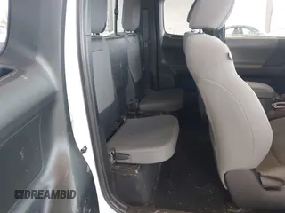 2021 Toyota Tacoma SR с VIN 3TYRX5GN8MT005858, выставлен на аукционе IAAI как лот 42022056 с пробегом 59 608 миль миль и . История ставок и продаж доступна на DreamBid. Изображение 8.