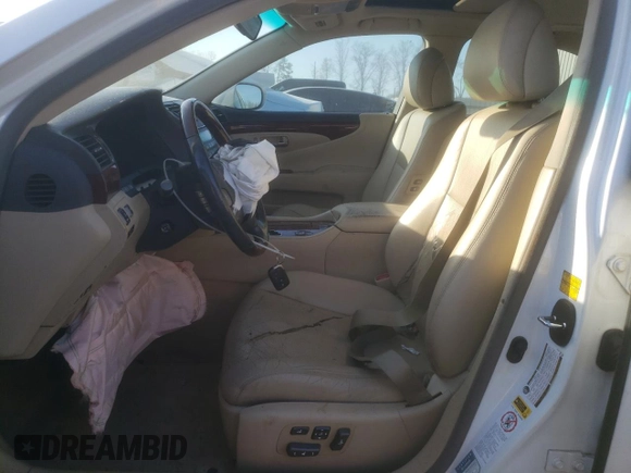 2008 Lexus LS 460 z VIN JTHBL46F285068185, wystawiony jako Copart lot #47085665 z przebiegiem 227 911 mil mil oraz Szkody całkowita. Historia ofert i sprzedaży dostępna na DreamBid. Obrazek 7.