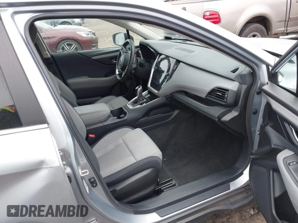 2020 Subaru Outback Premium with VIN 4S4BTACC1L3210407, listed as a IAAI auction lot 41926167 with 27,195 mi miles and . Bid and sale history available at DreamBid. Image 5.